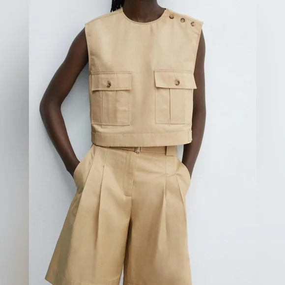 MANGO pleated Bermuda shorts with matching waistcoat with pocket detail - Picture 1 of 10